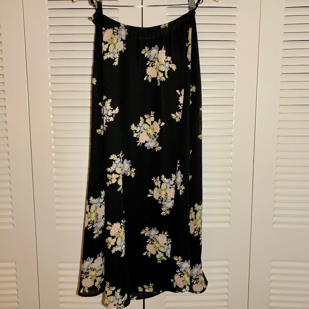Vintage Black Floral Midi/Maxi Skirt